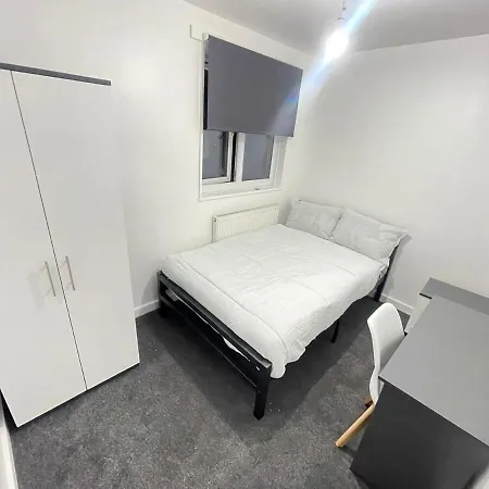 Serene Getaway - Shared Unit Sheffield Exterior photo